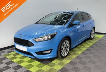2017 FORD FOCUS