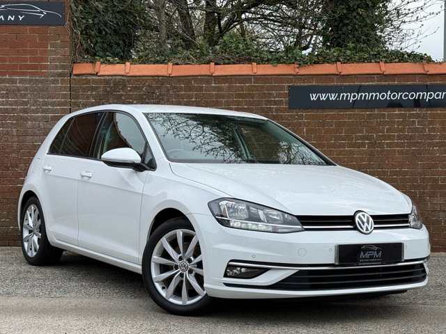 View our VOLKSWAGEN GOLF
