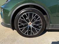 USED 2025 74 PORSCHE MACAN 100kWh SUV 5dr Electric Auto (360 ps) 