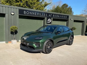 2025 PORSCHE MACAN 100kWh SUV 5dr Electric Auto (360 ps) &pound;65995.00