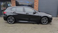 USED 2022 72 BMW 1 SERIES 1.5 118i M Sport (LCP) Hatchback 5dr Petrol DCT Euro 6 (s/s) (136 ps) *** DIGITAL DASH - SAT NAV - CRUISE CONTROL - PARKING SENSORS ***