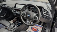 USED 2022 72 BMW 1 SERIES 1.5 118i M Sport (LCP) Hatchback 5dr Petrol DCT Euro 6 (s/s) (136 ps) *** DIGITAL DASH - SAT NAV - CRUISE CONTROL - PARKING SENSORS ***