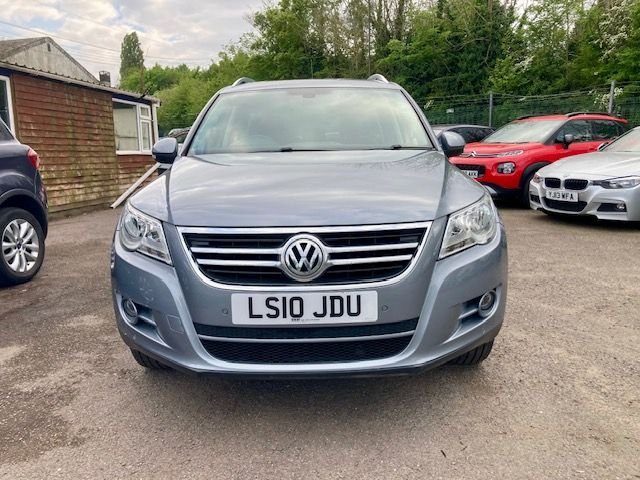 View our VOLKSWAGEN TIGUAN