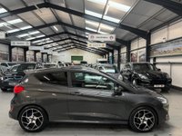 USED 2018 18 FORD FIESTA 1.5T EcoBoost ST-2 Euro 6 3dr 1 P/Owner. Performance PK