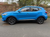 USED 2022 22 MG MG ZS 1.0 T-GDI Exclusive SUV 5dr Petrol Manual Euro 6 (111 ps) 1 OWNER, FULL SERVICE HISTORY, 1YR MOT, LEATHER, ALLOYS, AIR CON, BLUETOOTH, CRUISE, REAR PARKING SENSORS, 360 CAMERA, APPLE CAR PLAY,DAB RADIO CD, E/WINDOWS, R/LOCKING, FREE WARRANTY, FINANCE AVAILABLE, HPI CLEAR, PART EXCHANGE WELCOME,