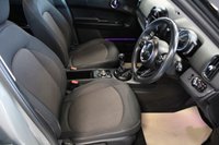 USED 2020 20 MINI COUNTRYMAN 1.5 Cooper Classic SUV 5dr Petrol Manual Euro 6 (s/s) (136 ps) ***MINI SERVICE HISTORY***SATNAV & CRUISE CONTROL***AMBIENT LIGHTING***HEATED FRONT SEATS***AIR CONDITIONING***BLUETOOTH & DAB RADIO***REAR PARKING SENSORS***MINI EXCITEMENT PACK***LOW MILEAGE***