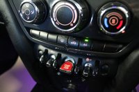 USED 2020 20 MINI COUNTRYMAN 1.5 Cooper Classic SUV 5dr Petrol Manual Euro 6 (s/s) (136 ps) ***MINI SERVICE HISTORY***SATNAV & CRUISE CONTROL***AMBIENT LIGHTING***HEATED FRONT SEATS***AIR CONDITIONING***BLUETOOTH & DAB RADIO***REAR PARKING SENSORS***MINI EXCITEMENT PACK***LOW MILEAGE***