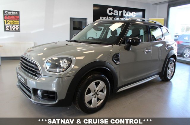 View our MINI Countryman 1.5 Cooper Classic SUV 5dr Petrol Manual Euro 6 (s/s) (136 ps)