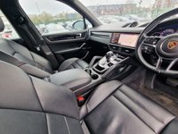 USED 2021 21 PORSCHE CAYENNE 3.0 V6 E-Hybrid 17.9kWh SUV 5dr Petrol Plug-in Hybrid TiptronicS 4WD Euro 6 (s/s) (3.6kW Charger) (462 ps) +++1 OWNER FROM NEW+++