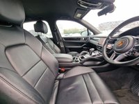 USED 2021 21 PORSCHE CAYENNE 3.0 V6 E-Hybrid 17.9kWh SUV 5dr Petrol Plug-in Hybrid TiptronicS 4WD Euro 6 (s/s) (3.6kW Charger) (462 ps) +++1 OWNER FROM NEW+++