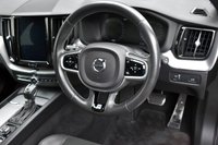USED 2019 19 VOLVO XC60 2.0 T5 R-DESIGN AWD 5 DOOR 8-SPEED AUTO 247 BHP (EURO 6) Heated Seats + Steering Wheel