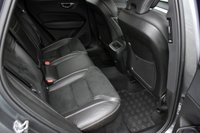 USED 2019 19 VOLVO XC60 2.0 T5 R-DESIGN AWD 5 DOOR 8-SPEED AUTO 247 BHP (EURO 6) Heated Seats + Steering Wheel