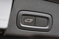 USED 2019 19 VOLVO XC60 2.0 T5 R-DESIGN AWD 5 DOOR 8-SPEED AUTO 247 BHP (EURO 6) Heated Seats + Steering Wheel