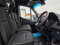 USED 2022 22 MERCEDES-BENZ SPRINTER 2.0 315 CDI PROGRESSIVE LUTON TAILIUFT RWD L3 150 BHP [EURO 6] 