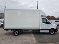 USED 2022 22 MERCEDES-BENZ SPRINTER 2.0 315 CDI PROGRESSIVE LUTON TAILIUFT RWD L3 150 BHP [EURO 6] 