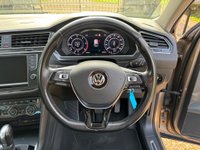 USED 2017 66 VOLKSWAGEN TIGUAN 2.0 TDI BlueMotion Tech SEL DSG Euro 6 (s/s) 5dr 