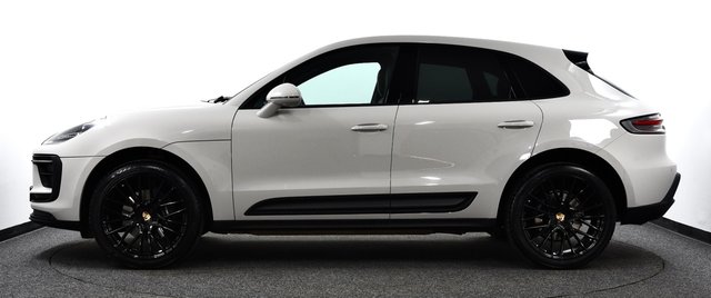 USED 2022 72 PORSCHE MACAN 2.0T SUV 5dr Petrol PDK 4WD Euro 6 (s/s) (265 ps) 1 Owner | FPSH | Crayon | 21"s