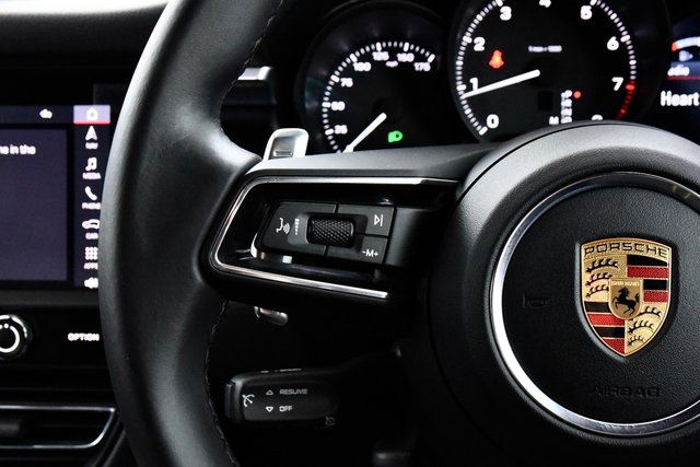 USED 2022 72 PORSCHE MACAN 2.0T SUV 5dr Petrol PDK 4WD Euro 6 (s/s) (265 ps) 1 Owner | FPSH | Crayon | 21"s