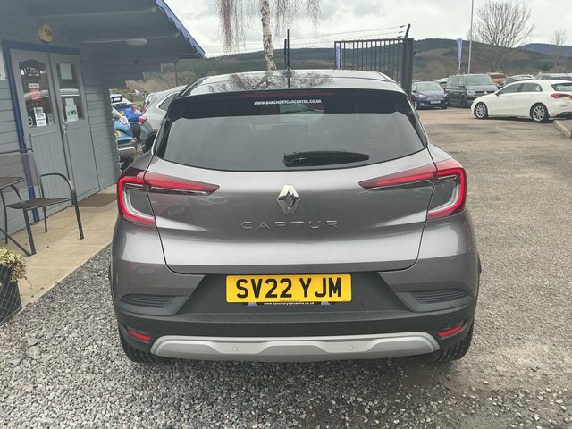 View our RENAULT CAPTUR
