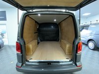 USED 2022 22 VOLKSWAGEN TRANSPORTER 2.0 BiTDI T30 HIGHLINE SWB EURO 6 DSG FULL SERVICE HISTORY 204BHP FULL SERVICE HISTORY DSG AIR CON 204BHP