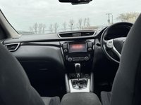 USED 2016 16 NISSAN QASHQAI 1.2 DIG-T N-Connecta XTRON 2WD Euro 6 (s/s) 5dr 