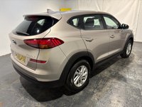USED 2018 68 HYUNDAI TUCSON 1.6 GDi S Connect SUV 5dr Petrol Manual Euro 6 (s/s) (132 ps) 2 OWNER-6 SERVICES-SAT NAV-DAB-APPLE CAR PLAY/ANDROID AUTO-CAMERA