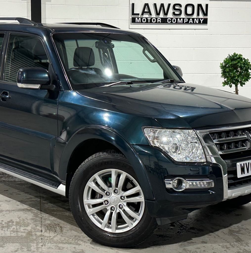 USED 2015 65 MITSUBISHI SHOGUN 3.2 DI-DC SG3 SUV 5dr Diesel Auto 4WD Euro 6 LWB (187 ps) 
