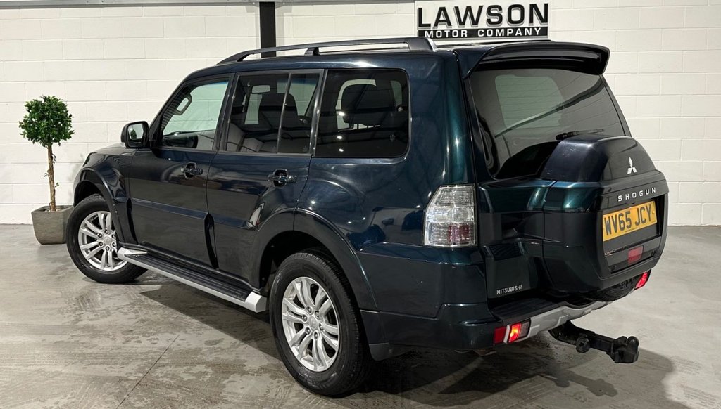 USED 2015 65 MITSUBISHI SHOGUN 3.2 DI-DC SG3 SUV 5dr Diesel Auto 4WD Euro 6 LWB (187 ps) 