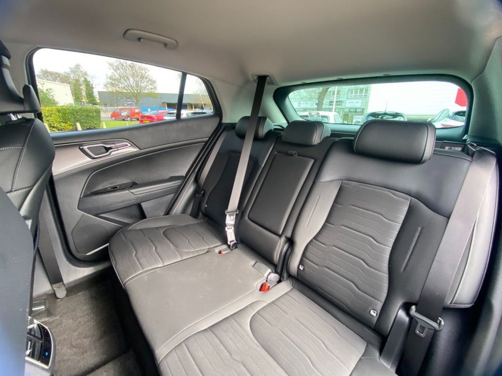 USED 2025 75 KIA SPORTAGE 1.6 h T-GDi 3 SUV 5dr Petrol Hybrid Auto Euro 6 (s/s) (207 bhp) CARPLAY+CAMERA+SAT NAV+CRUISE