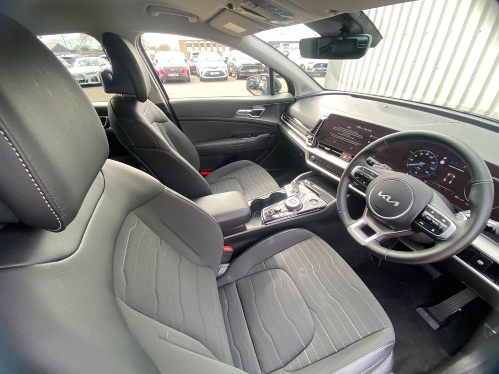 USED 2025 75 KIA SPORTAGE 1.6 h T-GDi 3 SUV 5dr Petrol Hybrid Auto Euro 6 (s/s) (207 bhp) CARPLAY+CAMERA+SAT NAV+CRUISE