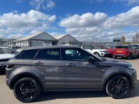 USED 2017 17 LAND ROVER RANGE ROVER EVOQUE 2.0 TD4 HSE Dynamic SUV 5dr Diesel Auto 4WD Euro 6 (s/s) (180 ps) A BEAUTIFUL ADDITION TO OUR FORECOURT FINISHED IN STUNNING METALLIC GREY PAINT+4 WHEEL DRIVE+DIESEL+AUTOMATIC+JUST 2 FORMER KEEPERS+SERVICE HISTORY+ULEZ COMPLIANT+PRIVACY GLASS+FULL LEATHER INTERIOR+FULL PANORAMIC GLASS ROOF+SATELLITE NAVIGATION+PARK ASSIST+CLIMATE CONTROL+20 INCH ALLOY WHEELS+COST NEW &pound;43015 MAKING THIS USED VEHICLE AMAZING VALUE AT OUR LOW PRICE+1 FULL YEARS MOT PRIOR TO COLLECTION+CALL NOW TO ARRANGE A VIEWING!!!!!!!!!!!!!!!!!!!!!!!!!
