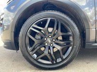 USED 2017 17 LAND ROVER RANGE ROVER EVOQUE 2.0 TD4 HSE Dynamic SUV 5dr Diesel Auto 4WD Euro 6 (s/s) (180 ps) A BEAUTIFUL ADDITION TO OUR FORECOURT FINISHED IN STUNNING METALLIC GREY PAINT+4 WHEEL DRIVE+DIESEL+AUTOMATIC+JUST 2 FORMER KEEPERS+SERVICE HISTORY+ULEZ COMPLIANT+PRIVACY GLASS+FULL LEATHER INTERIOR+FULL PANORAMIC GLASS ROOF+SATELLITE NAVIGATION+PARK ASSIST+CLIMATE CONTROL+20 INCH ALLOY WHEELS+COST NEW &pound;43015 MAKING THIS USED VEHICLE AMAZING VALUE AT OUR LOW PRICE+1 FULL YEARS MOT PRIOR TO COLLECTION+CALL NOW TO ARRANGE A VIEWING!!!!!!!!!!!!!!!!!!!!!!!!!