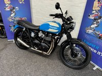 USED 2015 65 TRIUMPH BONNEVILLE SPIRIT BONNEVILLE SPIRIT  1 OWNER & 2640 MILES FROM NEW