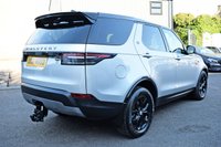 USED 2019 LAND ROVER DISCOVERY 3.0 SD V6 Anniversary Edition SUV 5dr Diesel Auto 4WD Euro 6 (s/s) (306 ps) FULL SERVICE HISTORY  .  PAN ROOF  .  ANNIVERSARY EDITION