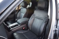 USED 2019 LAND ROVER DISCOVERY 3.0 SD V6 Anniversary Edition SUV 5dr Diesel Auto 4WD Euro 6 (s/s) (306 ps) FULL SERVICE HISTORY  .  PAN ROOF  .  ANNIVERSARY EDITION