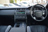 USED 2019 LAND ROVER DISCOVERY 3.0 SD V6 Anniversary Edition SUV 5dr Diesel Auto 4WD Euro 6 (s/s) (306 ps) FULL SERVICE HISTORY  .  PAN ROOF  .  ANNIVERSARY EDITION