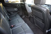 USED 2019 LAND ROVER DISCOVERY 3.0 SD V6 Anniversary Edition SUV 5dr Diesel Auto 4WD Euro 6 (s/s) (306 ps) FULL SERVICE HISTORY  .  PAN ROOF  .  ANNIVERSARY EDITION