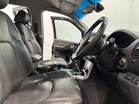 USED 2015 15 NISSAN NAVARA 2.5 dCi Tekna Pickup Double Cab 4dr Diesel Manual 4WD Euro 5 (190 ps) Rear Hard Back