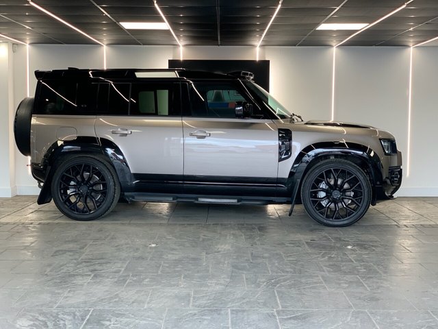 USED 2023 23 LAND ROVER DEFENDER 3.0 D300 MHEV X-Dynamic HSE SUV 5dr Diesel Auto 4WD Euro 6 (s/s) (300 ps) FULL URBAN AUTOMOTIVE STYLING