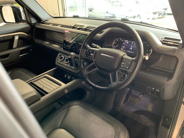 USED 2023 23 LAND ROVER DEFENDER 3.0 D300 MHEV X-Dynamic HSE SUV 5dr Diesel Auto 4WD Euro 6 (s/s) (300 ps) FULL URBAN AUTOMOTIVE STYLING