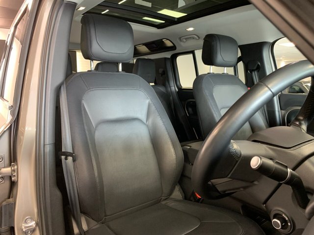 USED 2023 23 LAND ROVER DEFENDER 3.0 D300 MHEV X-Dynamic HSE SUV 5dr Diesel Auto 4WD Euro 6 (s/s) (300 ps) FULL URBAN AUTOMOTIVE STYLING