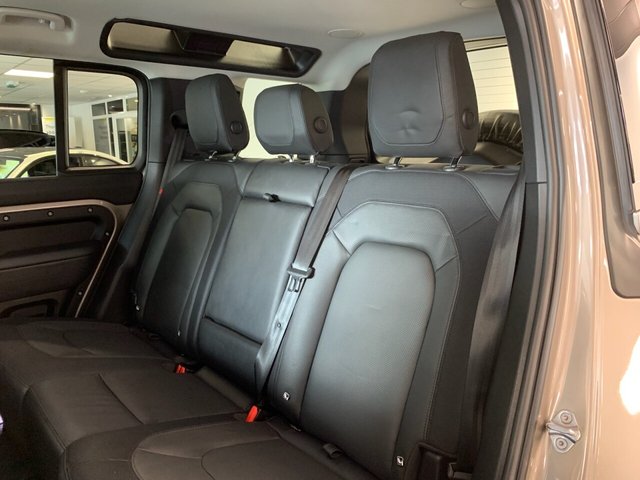 USED 2023 23 LAND ROVER DEFENDER 3.0 D300 MHEV X-Dynamic HSE SUV 5dr Diesel Auto 4WD Euro 6 (s/s) (300 ps) FULL URBAN AUTOMOTIVE STYLING