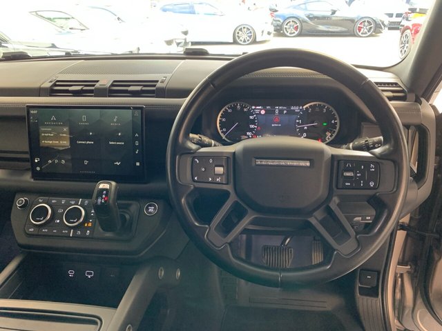 USED 2023 23 LAND ROVER DEFENDER 3.0 D300 MHEV X-Dynamic HSE SUV 5dr Diesel Auto 4WD Euro 6 (s/s) (300 ps) FULL URBAN AUTOMOTIVE STYLING
