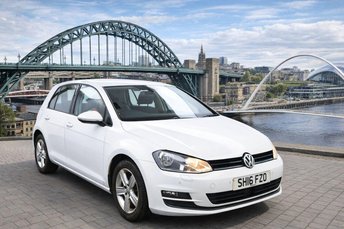 2016 VOLKSWAGEN GOLF