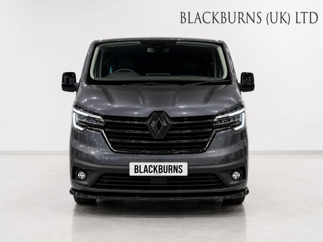 2024 RENAULT TRAFIC