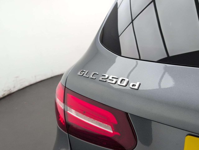 USED 2019 68 MERCEDES-BENZ GLC 2.1 GLC 250 D 4Matic AMG Line Auto 4WD 5dr CLICK & COLLECT/ HOME DELIVERY