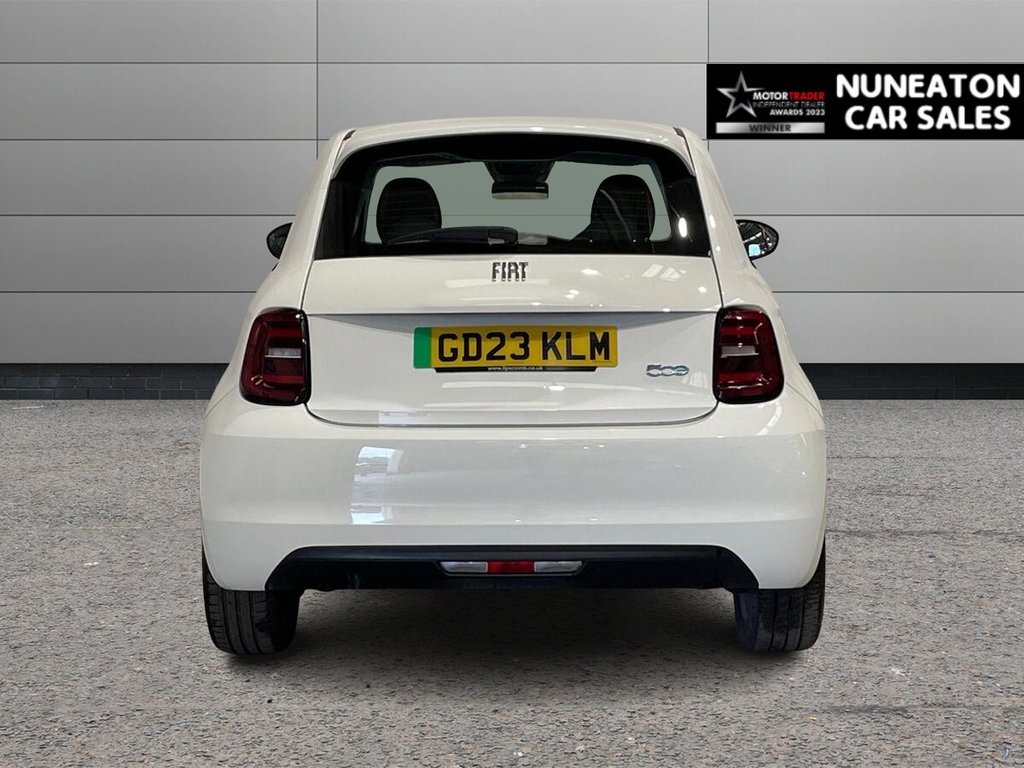 USED 2023 23 FIAT 500E 42kWh Icon Hatchback 3dr Electric Auto (118 ps) APPLE CAR PLAY AND ANDROID AUTO