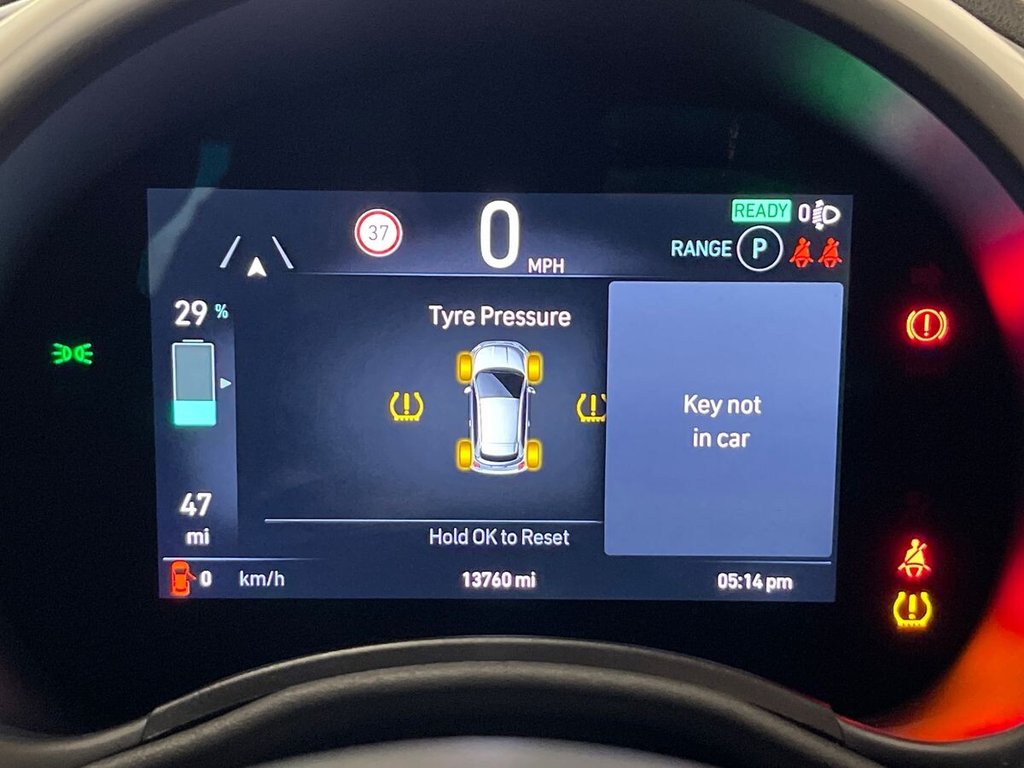 USED 2023 23 FIAT 500E 42kWh Icon Hatchback 3dr Electric Auto (118 ps) APPLE CAR PLAY AND ANDROID AUTO
