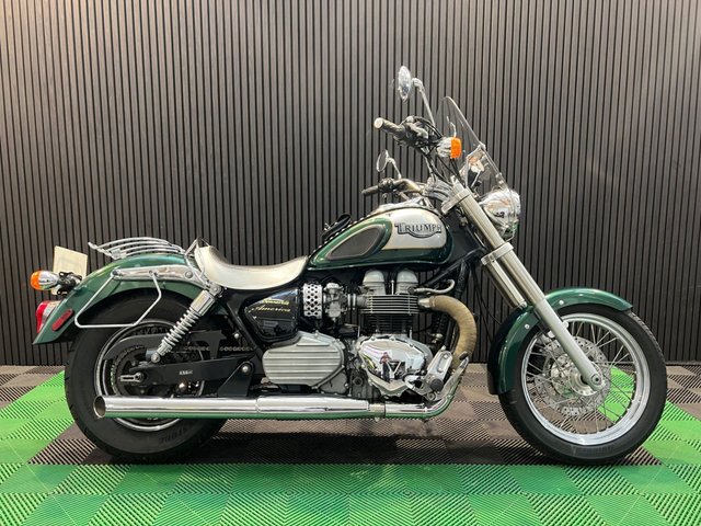 View our TRIUMPH BONNEVILLE AMERICA 865