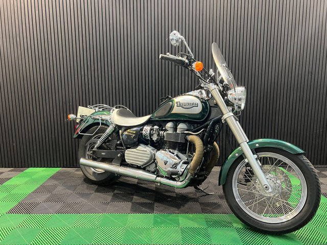 View our TRIUMPH BONNEVILLE AMERICA 865